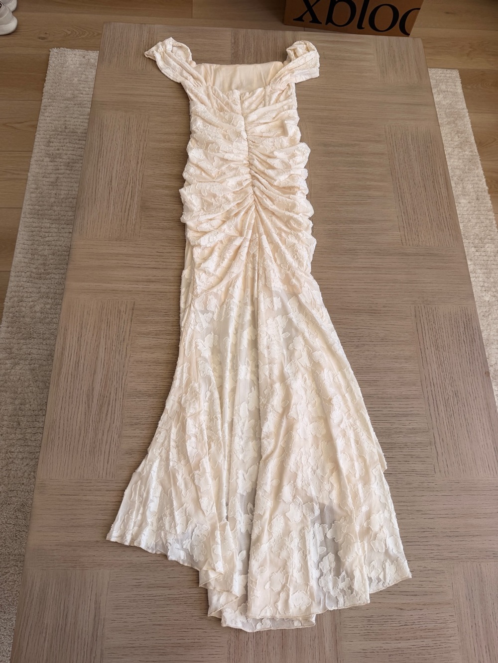 Lace Mermaid Romantic Sleeveless Dress Long With Rouched Back Tapered Train SZ S - Picture 7 of 7